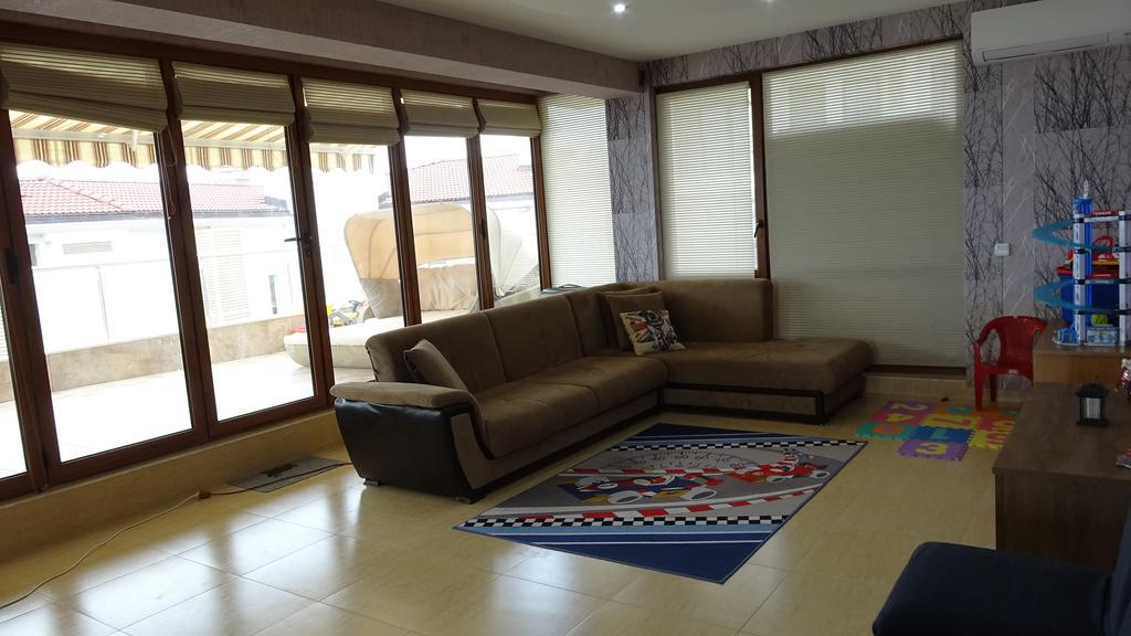 Apartament In Princess Balcic